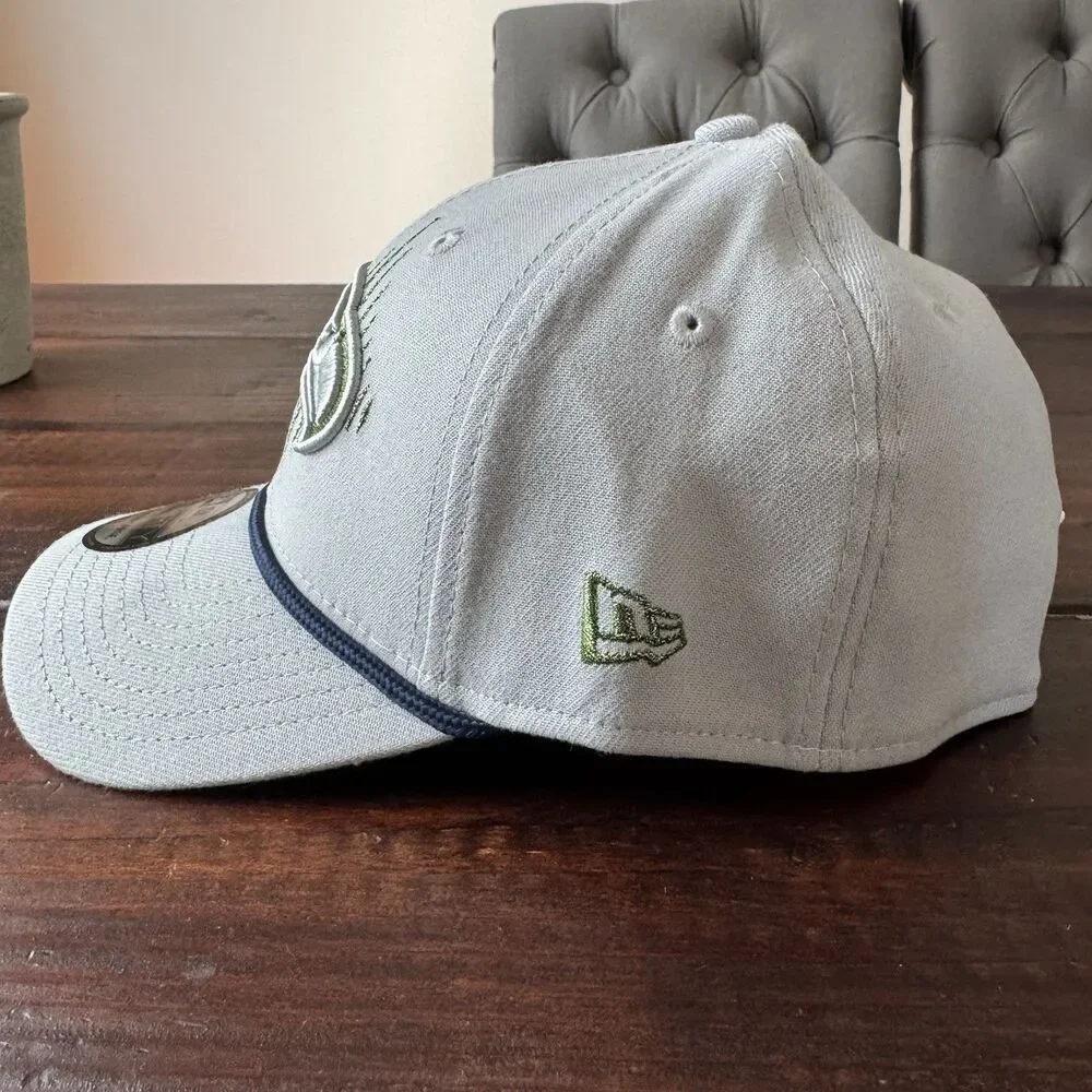 Seattle Seahawks New Era Rivalries Collection Sideline 39THIRTY Hat